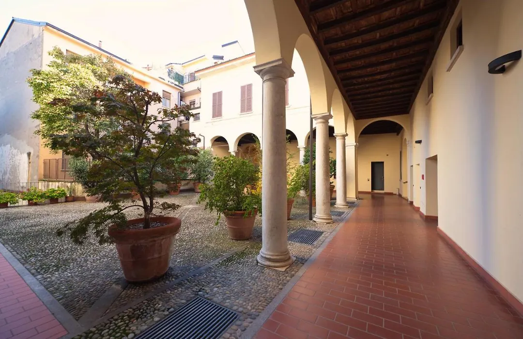 Appartamento Sant'Omobono-1